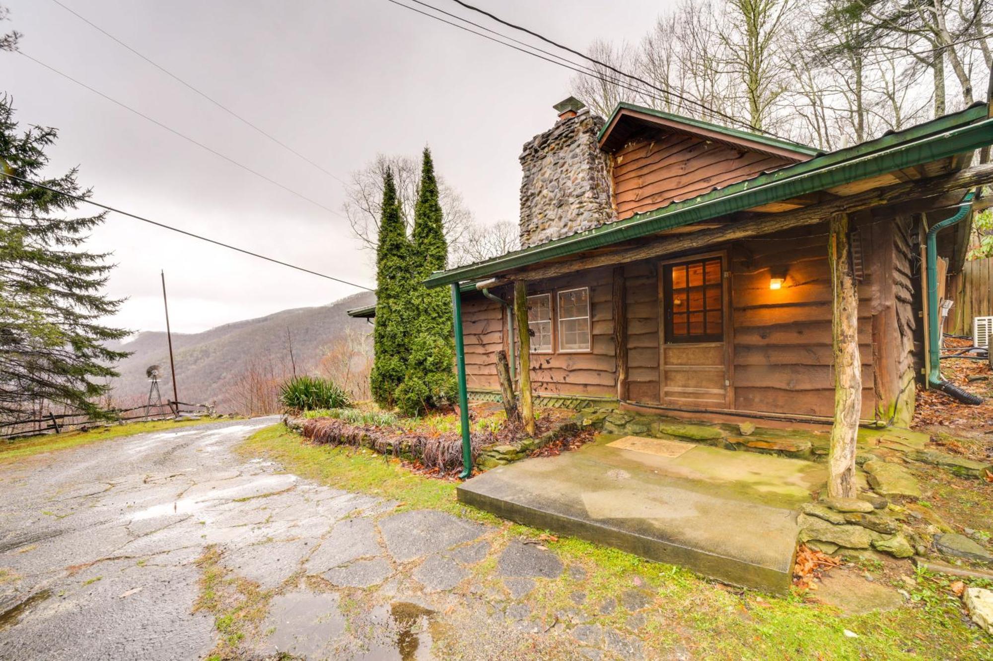 Rustic Maggie Valley Cabin With Mountain Views! Exteriör bild