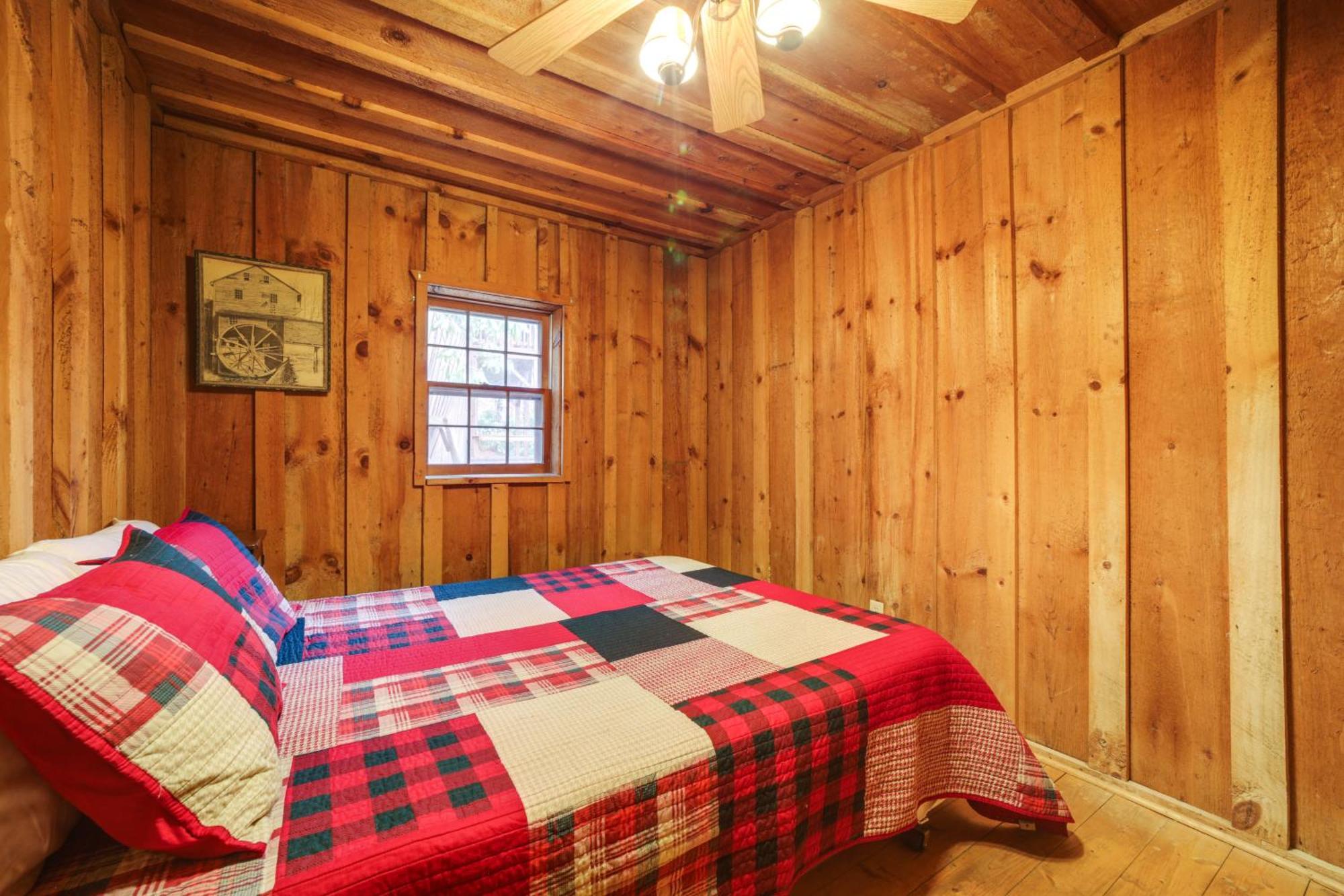 Rustic Maggie Valley Cabin With Mountain Views! Exteriör bild