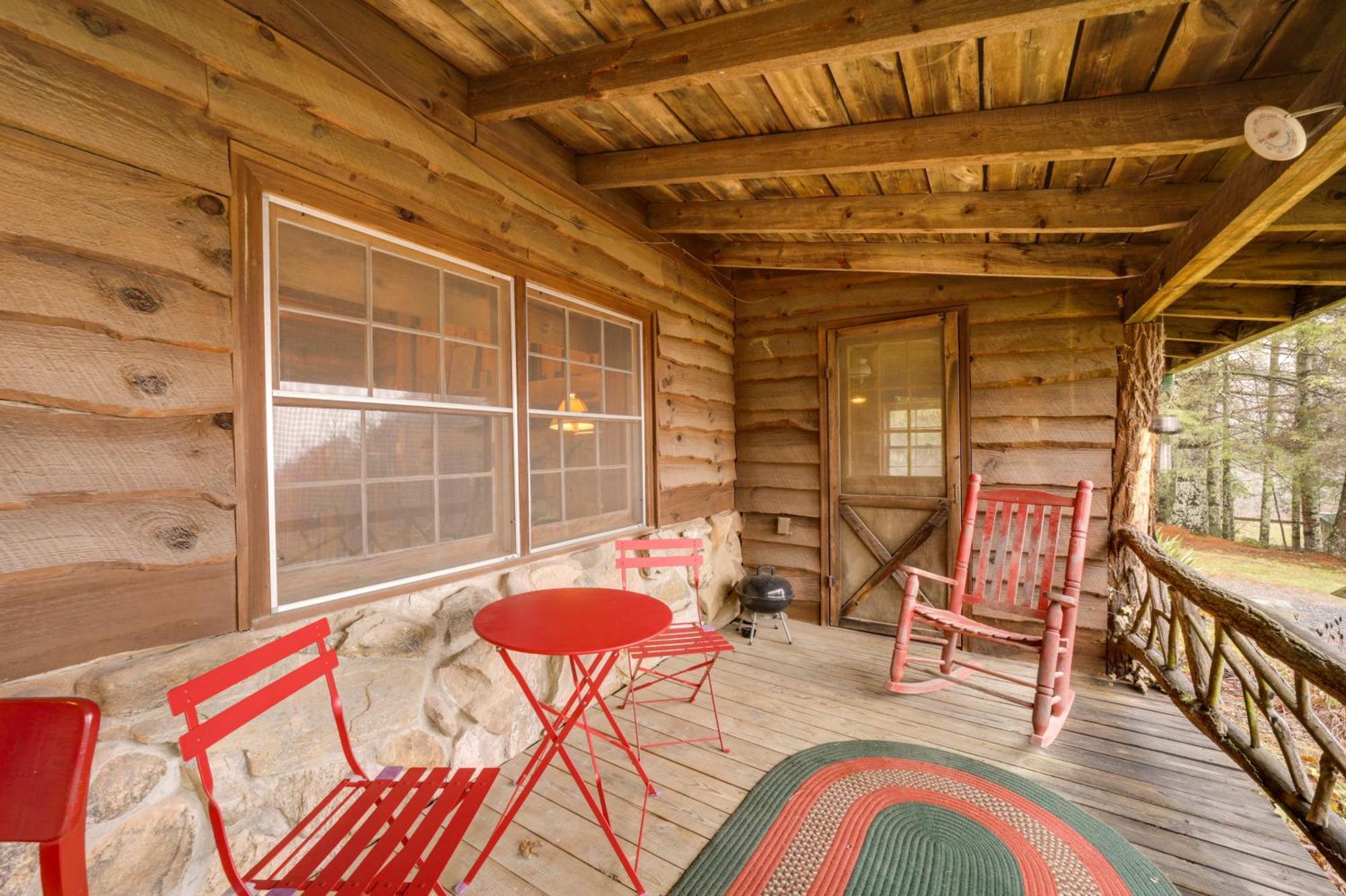 Rustic Maggie Valley Cabin With Mountain Views! Exteriör bild